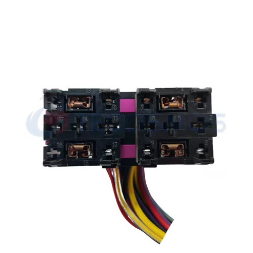 Waterproof Wire Connector Cable Harness Automotive Enclosure Connector for Volkswagen Audi 18pin Female CT18-0043M