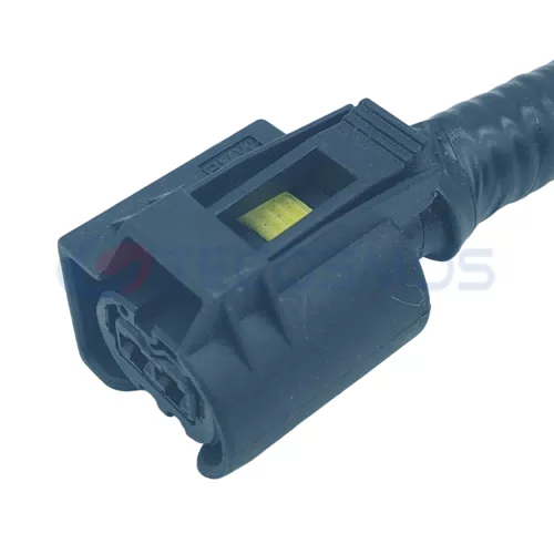 Auto Parts Car Horn Plug Car Connector Sensor Suitable for Roewe BMW 2-pin Female CT2-0092m-1 - image 3