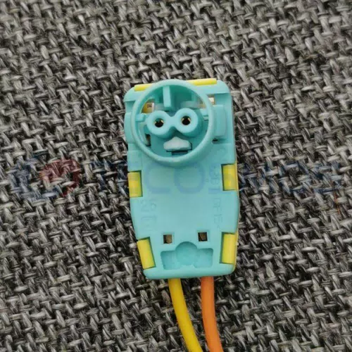 Car Connector For Mercedes-Benz green white cover plug of secondary sensor has two pins CT2-0148M-6