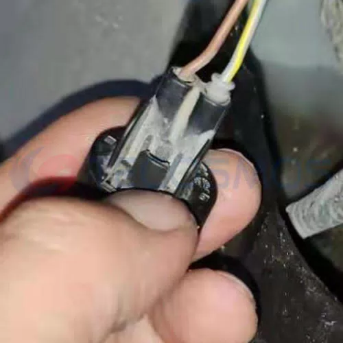 Car Connector For Toyota Highlander fog lamp plug with 2 pins CT2-0430M-3 - image 2