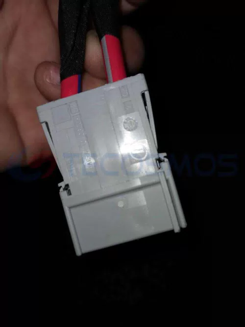 Car Connector for White 2 Pins CT2-0457M-1 - image 2