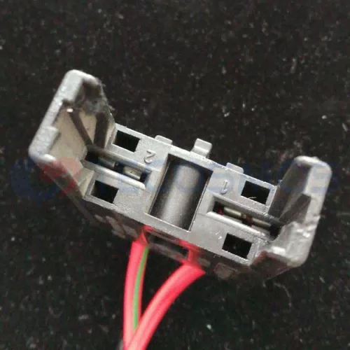 Car Connector For Audi For Volkswagen fuse holder 8A0937530 2 pins CT2-0478M - image 3