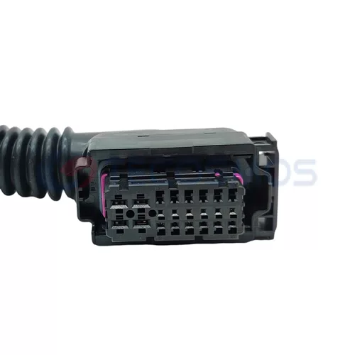Automotive Wiring Harness Connector Plug Waterproof Shell Suitable for VW Audi 22 Pin Female CT22-0035M