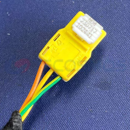 Car Connector For Volkswagen For Audi For Porsche Three-wire sensor sensor 3C8972563 3pin CT3-0142M-4 - image 2