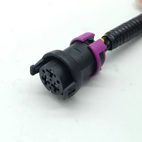 Automotive Waterproof Wire Harness Connector for Car Connector Plug 3-Pin Female CT3-0167M