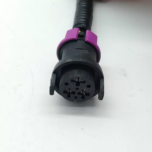 Automotive Waterproof Wire Harness Connector for Car Connector Plug 3-Pin Female CT3-0167M - image 5