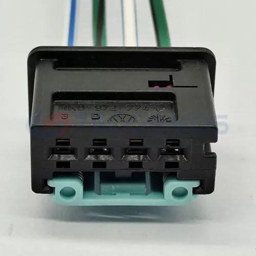 Automotive Taillight Plug Harness Connector Waterproof Shell for VW 4-pin Female CT4-0010M - image 2