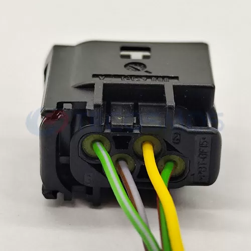 Automotive radar Plug Harness Connector Waterproof Shell for BMW 4-pin Female CT4-0022M-1 - image 3