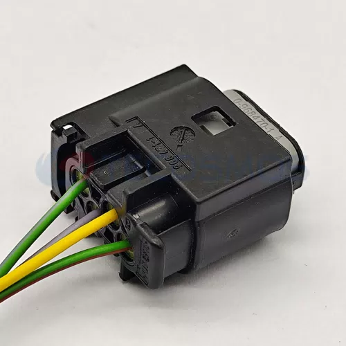 Automotive radar Plug Harness Connector Waterproof Shell for BMW 4-pin Female CT4-0022M-1 - image 4