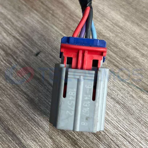 Car Connector For Baojun 4pin antenna plug CT4-0056M-2 - image 2