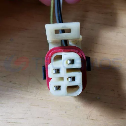 Copper Contact Car Connector for Buick Plug with 4 Pins IP66 Rated Nylon ABS Housing Model CT4-0180M - image 2