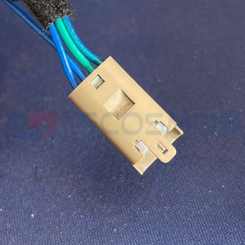 Copper Contact Car Connector with Four Male Pins IP66 Rated Nylon ABS Housing CT4-0243G - image 2