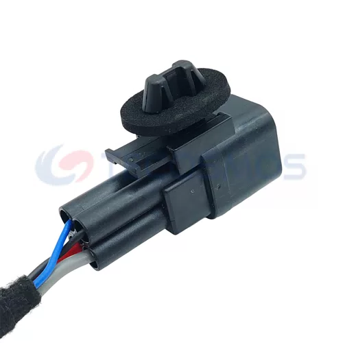 Waterproof Wire Connector the Cable Harness Plug Sensor Is Suitable for Luxgen 4-pin Male CT4-0260G - image 2