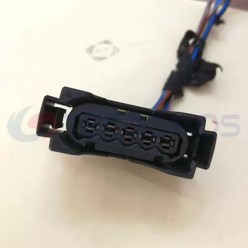 Automotive Wiring Harness Connector Plug Waterproof Shell Suitable for BMW 5pin Female CT5-0019M