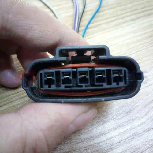 Car Connector For Toyota For Air Flowmeter For Plug with 5 Pins CT5-0033M-1