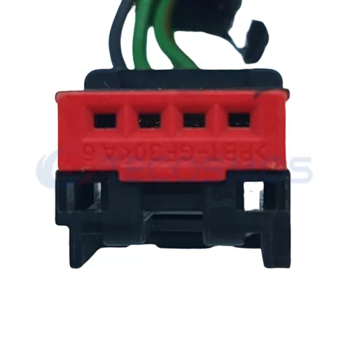 Auto Part Car Connector Plug Waterproof Shell Suitable for Buick 4-pin Female CT5-0288M