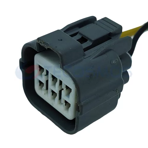 Automobile Waterproof Wiring Harness Connector Plug CT6-00015M-1 - image 3
