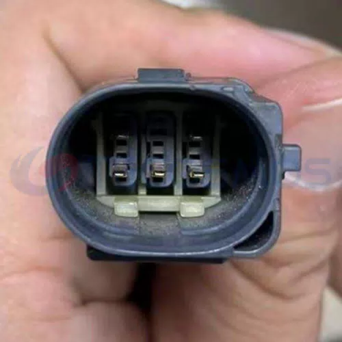 Copper Car Connector for 4H0973713B Air Flowmeter Oxygen Sensor with 6 Pins CT6-0029G-4 IP66 Rated Nylon ABS Housing