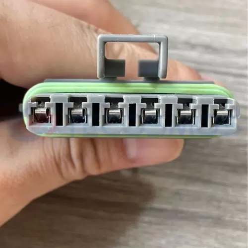 Copper Contact IP66 Waterproof Nylon ABS Housing Car Connector Adapter for 6-Pin Plug CT6-0239M