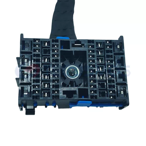 Automotive Fuse Box Plug Harness Connector Waterproof Shell for Buick 72 Pin Female CT72-0007M