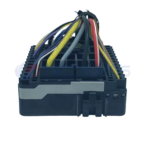 Automotive Fuse Box Plug Harness Connector Waterproof Shell for CAR 82 Pin Female CT82-0001M - image 2